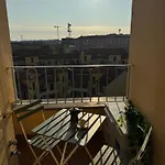 Attico Con Balcone In Centro A Milano Isola